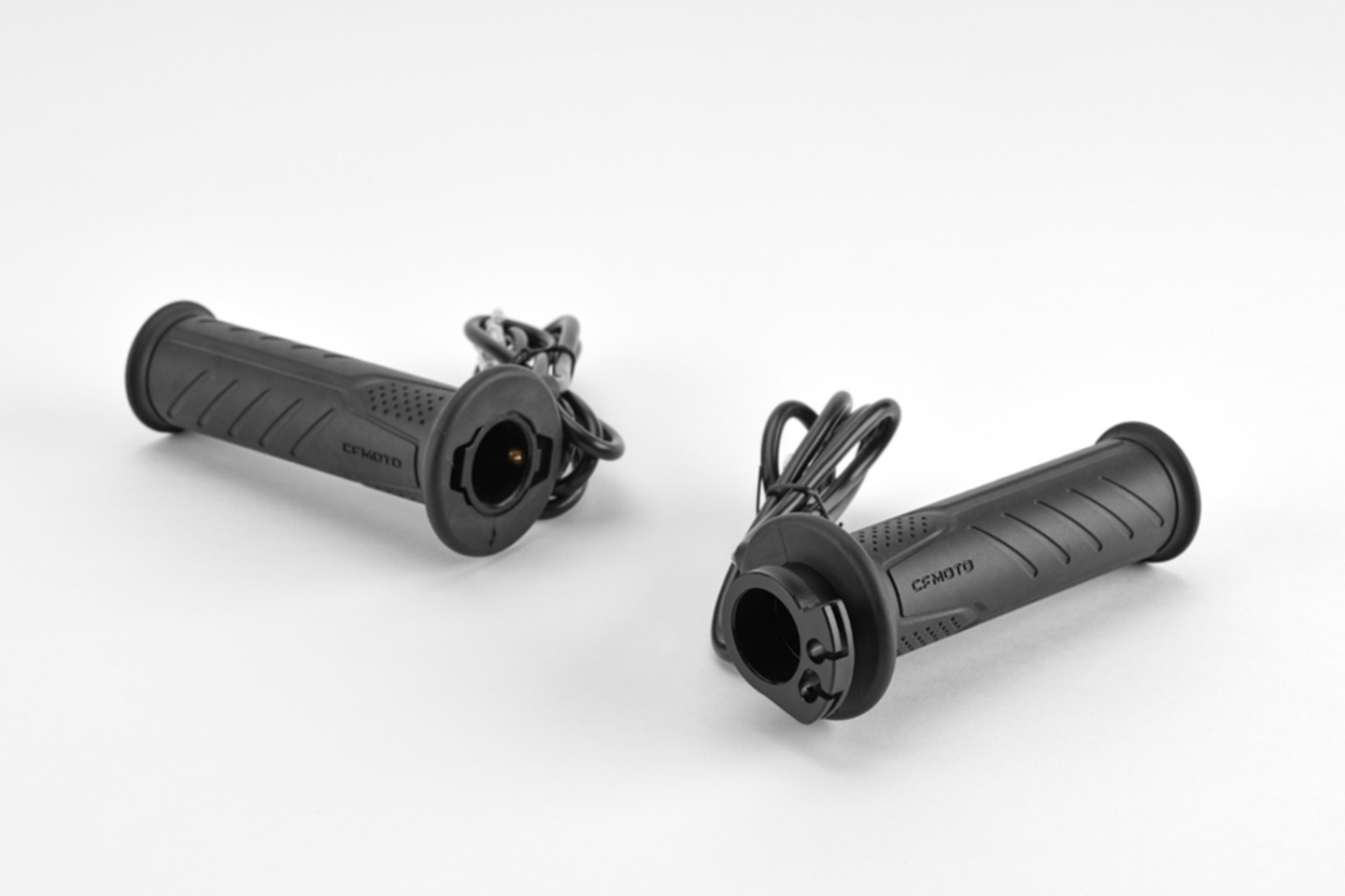 6ARV-802000-1000 - HEATED GRIP SET 675SR-R