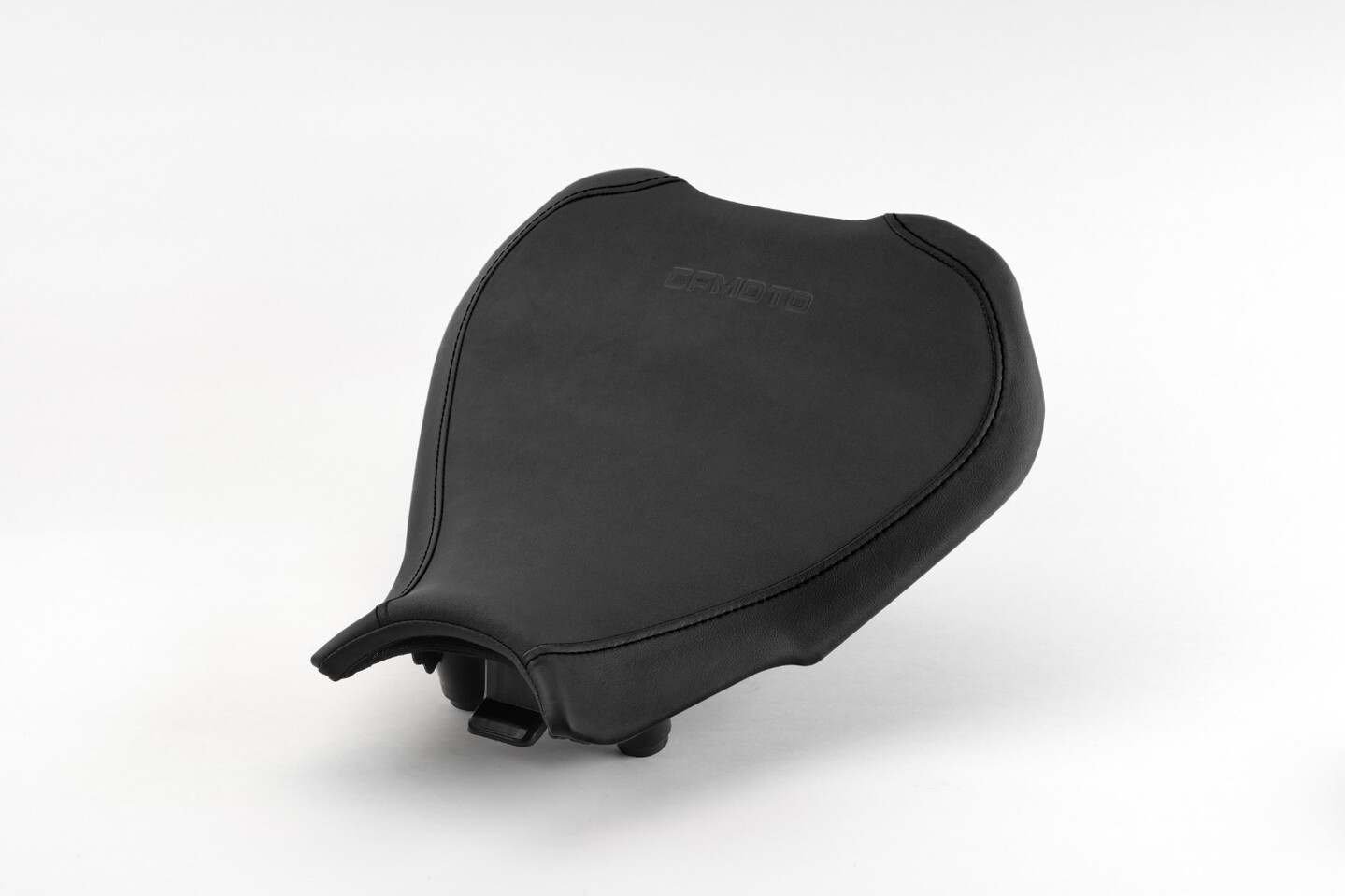 6GUV-806200-5601 - LOW SEAT BLACK 675SR-R